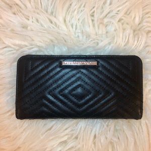 Rebecca Minkoff Geo Quilted wallet